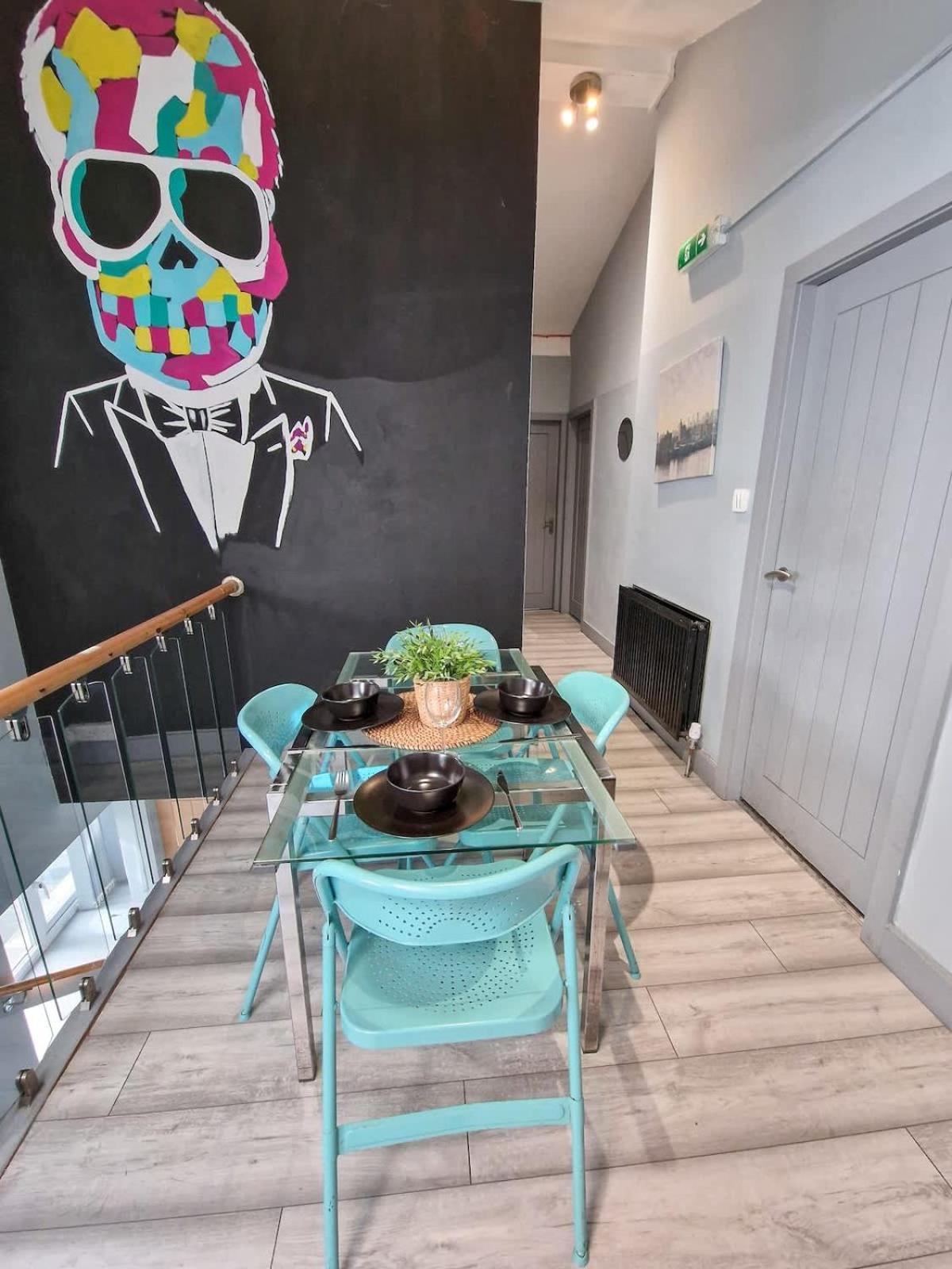Apartment Flat Sleeps 8 By Superhost Manchester